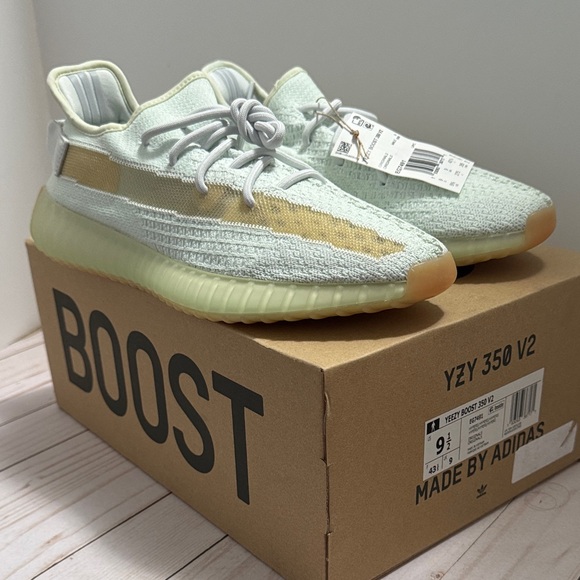 adidas gazelle silver green womens Yeezy Boost 350 V2 “Hyperspace” – kicksby3y main image 1